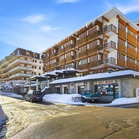 Hostdomus - Ermellino Appartement *