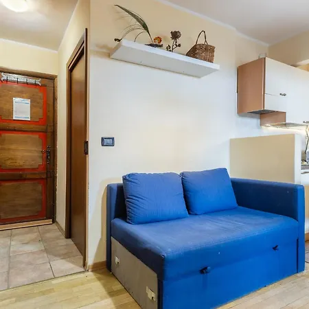 Apartamento Hostdomus - Ermellino